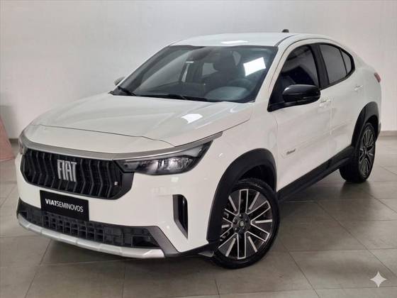 FIAT FASTBACK 1.0 TURBO 200 HYBRID AUDACE CVT FIAT FASTBACK 1.0 TURBO 200 HYBRID AUDACE CVT